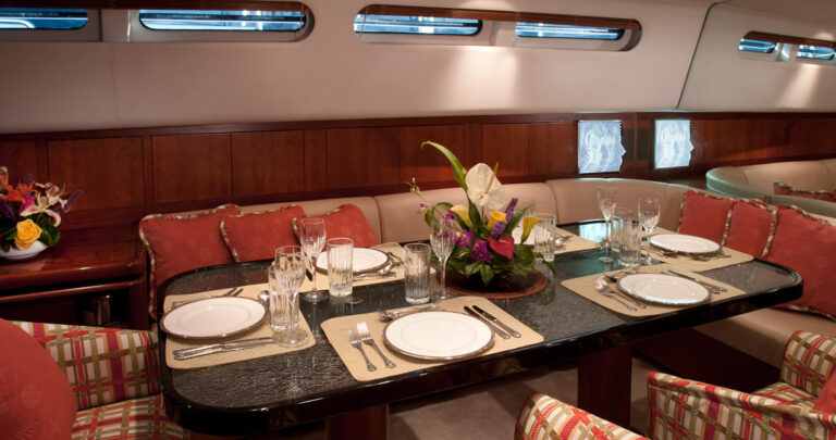 SEAQUELL - Formal dining