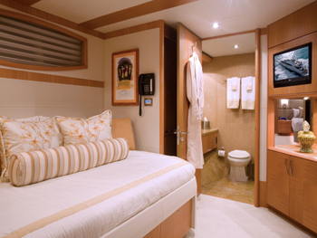SERENITY - Port VIP Cabin