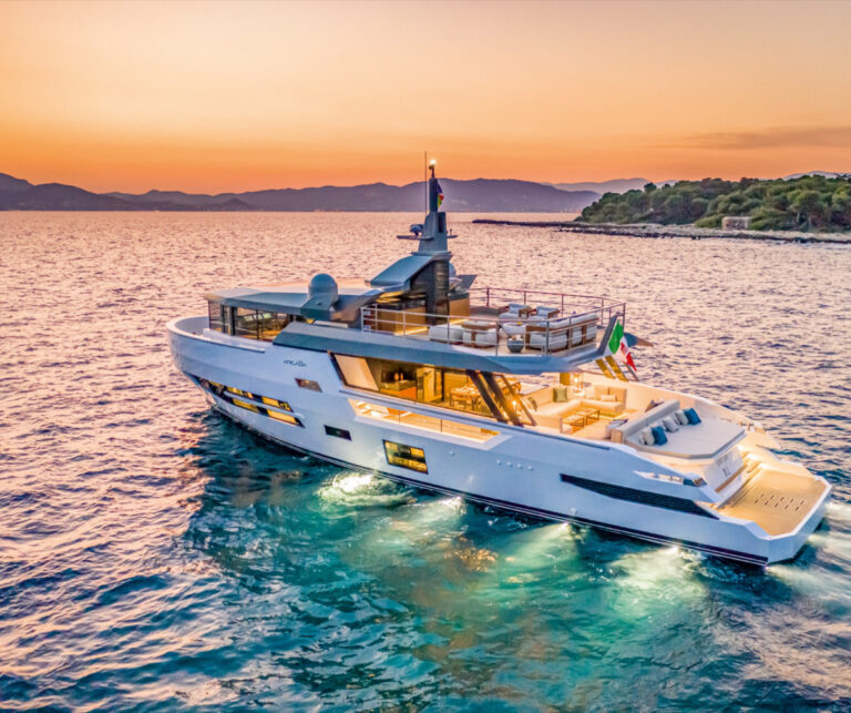 Arcadia Yachts