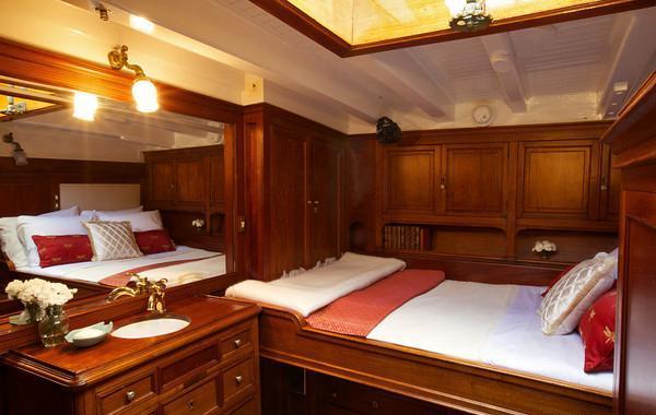 SINCERITY - Aft Double Cabin