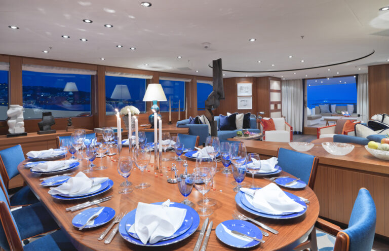 SNOWBIRD Dining Salon
