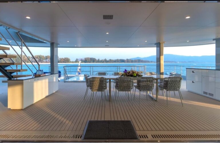 Exterior Dining Area