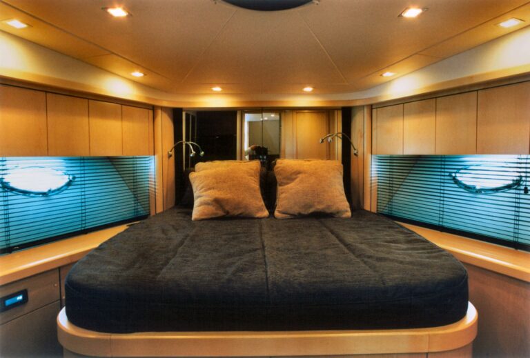 STELLA DELTA - Master Cabin