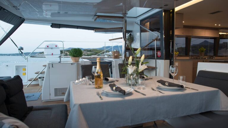 Alfresco Dining