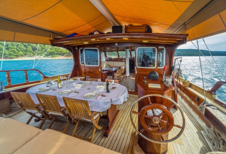Exterior Dining Area