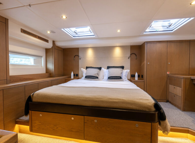 Double Cabin