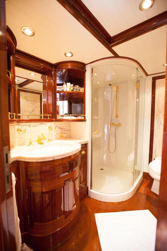 Ensuite