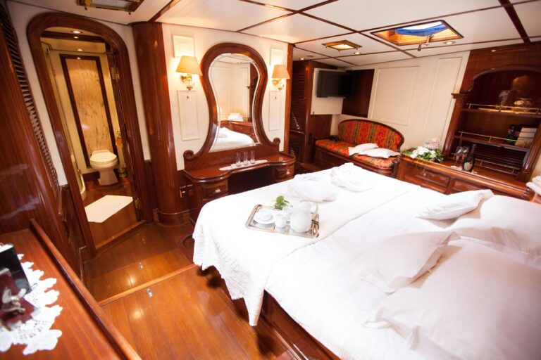 Guest Cabin