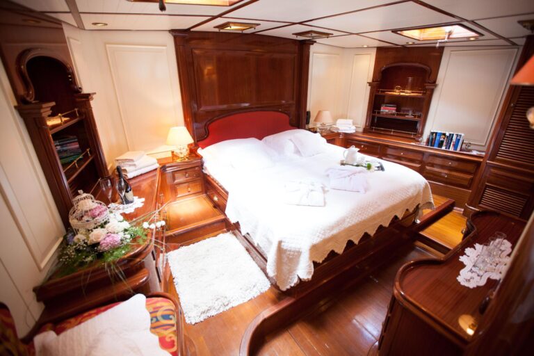 Guest Cabin