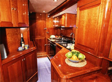 SY LIBERTAS - Galley