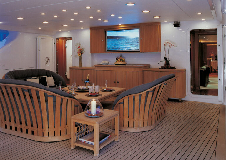 Main Deck Aft Lounge