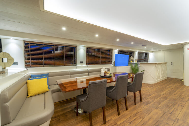Saloon Dining Area