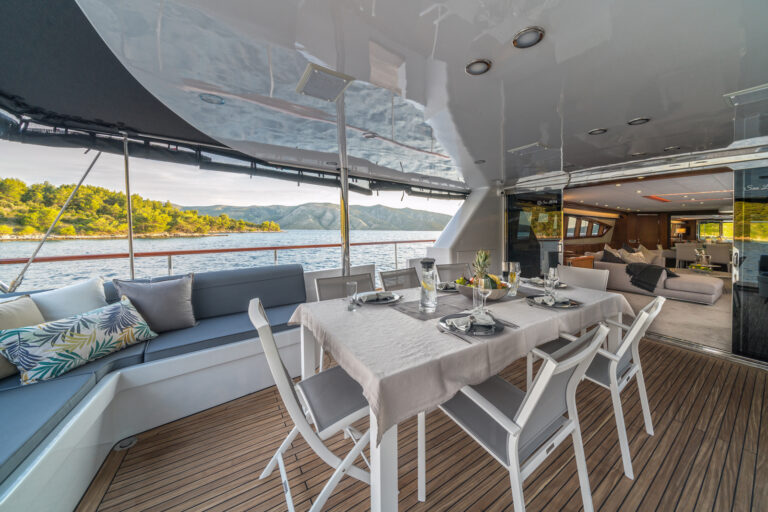 Aft Deck Alfresco Dining