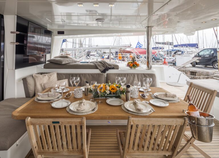 Alfresco Dining
