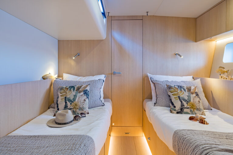 Twin Cabin