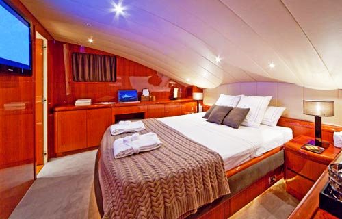 SYNERGY -  Master Cabin