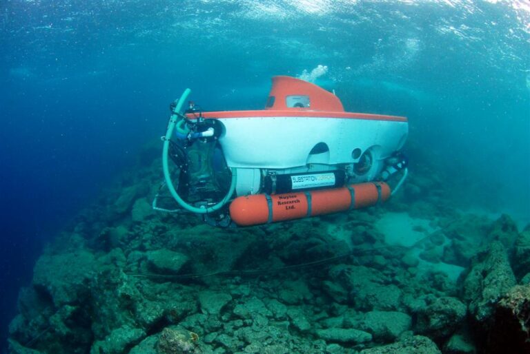 Sail Yacht DOMICIL - Rendez vous Submarine