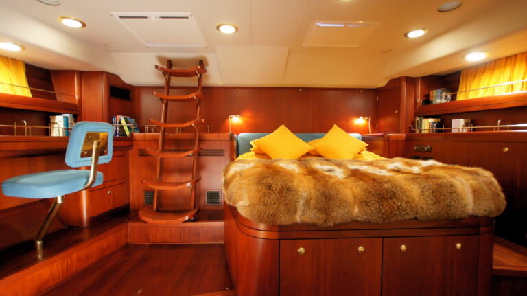 Sail yacht BILLY BUDD -  Master Cabin