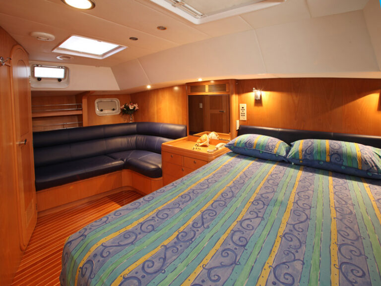 Sailing yacht KE-AMA II - Master Cabin 2