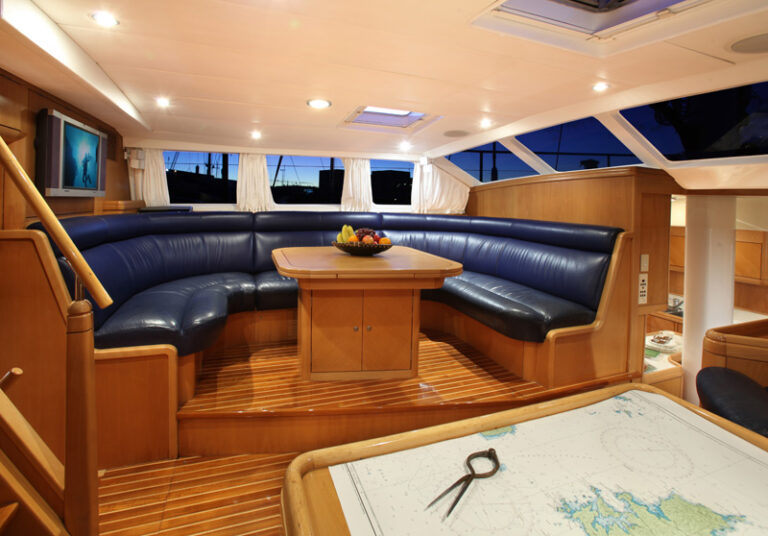Sailing yacht KE-AMA II - Salon