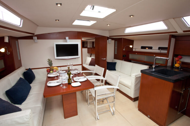 Sailing yacht MODUS VIVENDI - Salon 2