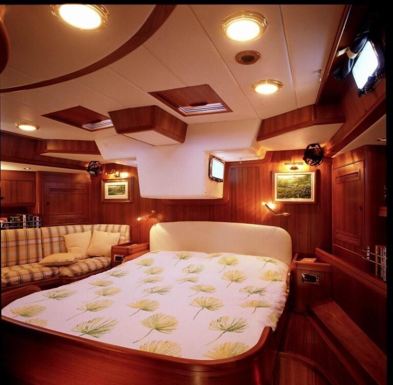 Sailing yacht PLUM - Master Cabin