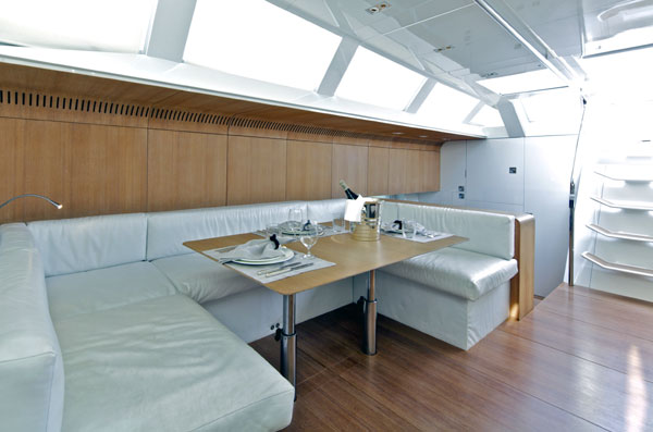 Sailing yacht POLYTROPON II -  Salon Dining