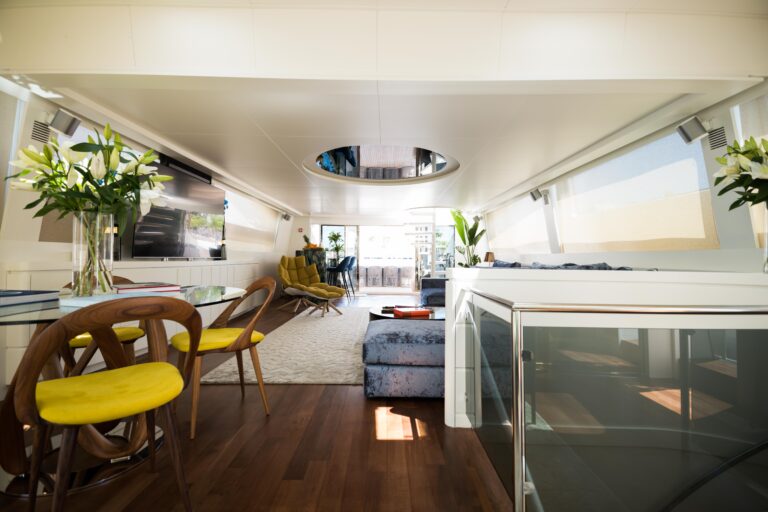 Salon Looking Aft