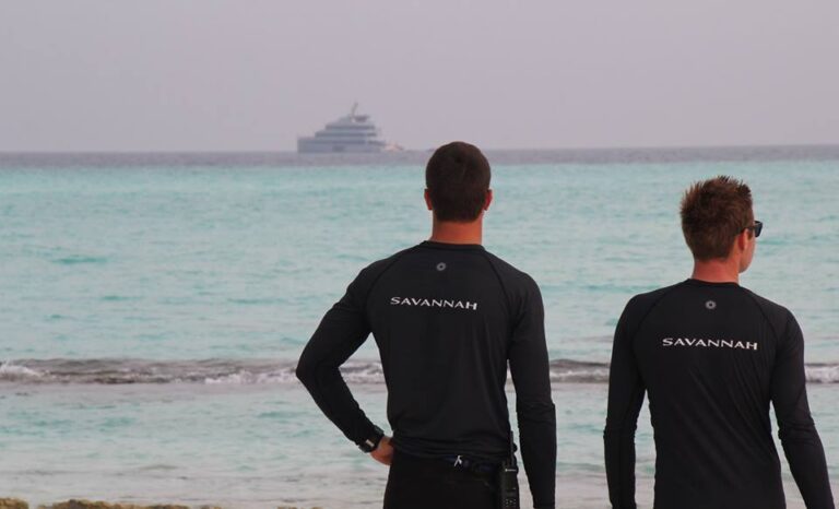 Savannah and her crew - Photo @dougiesocean and Feadship Fanclub