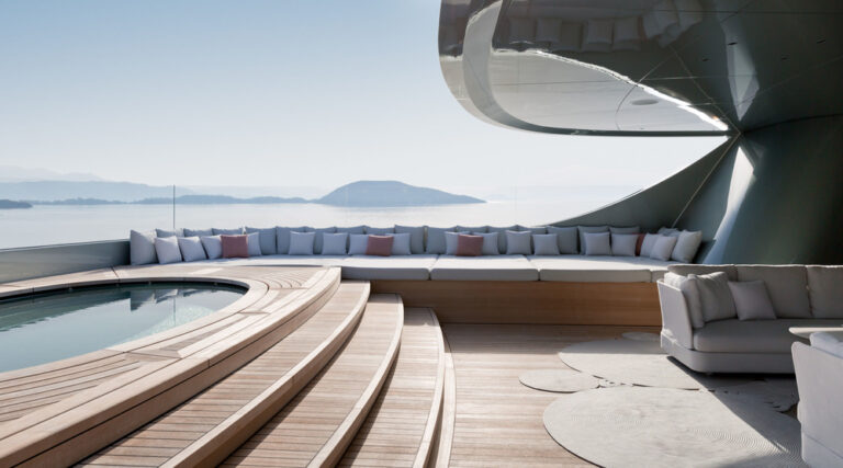 Savannah by Feadship - - Photo Jeff Brown14
