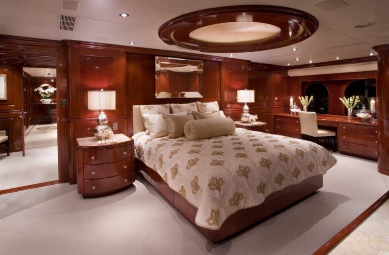 Scott Free - The Master Suite
