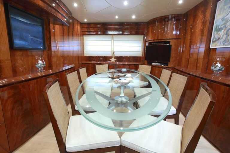 Spacious Dining