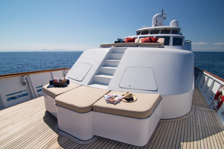 Spacious Foredeck With Seating