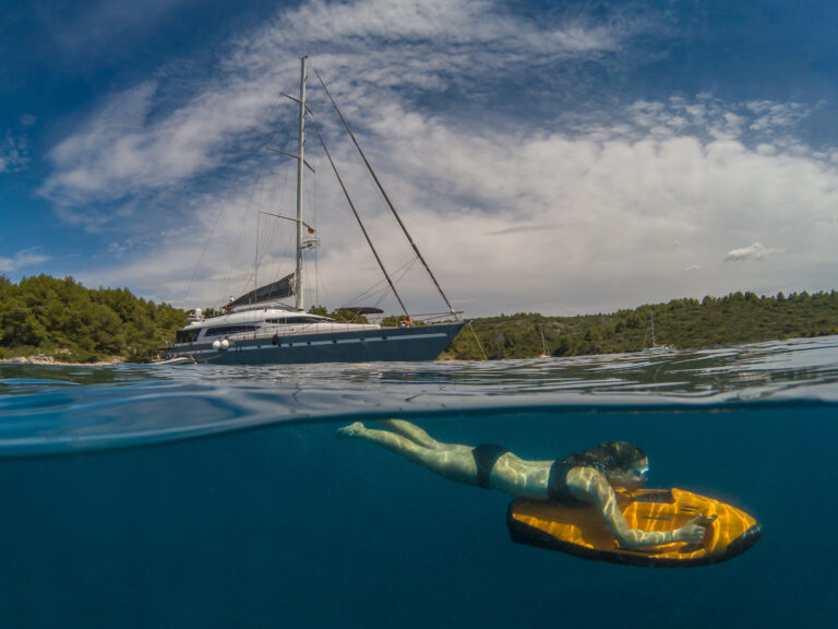 Sun Limi Underwater