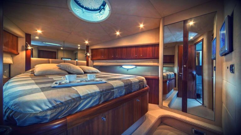 Sunseeker Predator Motor Yacht