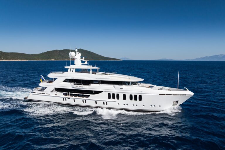 Super Yacht FORTUNA