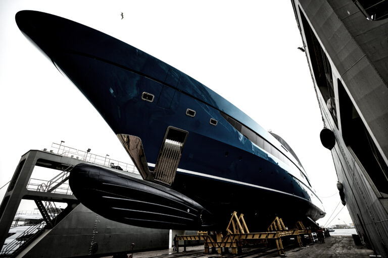 Superyacht GO At Her Launch - Turquoise Yachts - Bulb