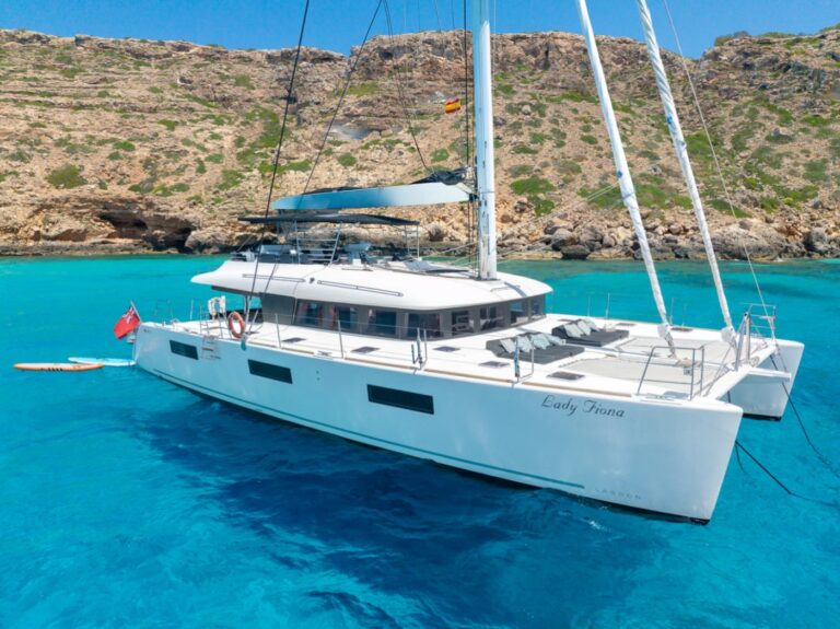 Superyacht LADY FIONA