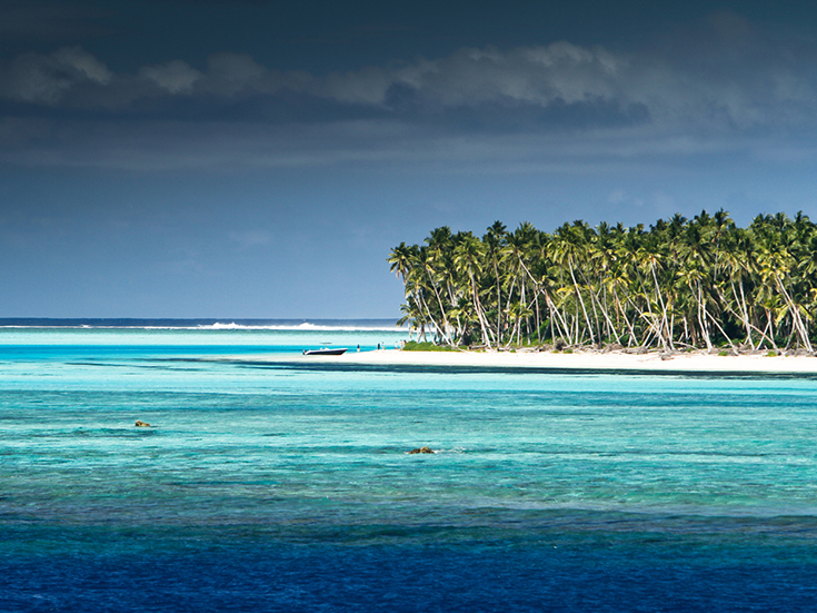 Superyacht NOBLE HOUSE - In the South Pacific