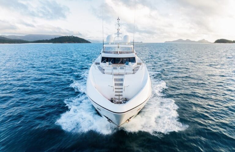 Superyacht RASCAL