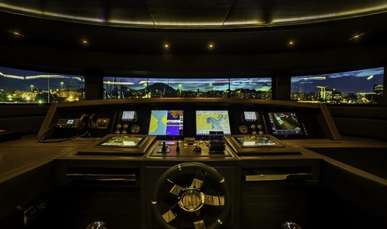 Superyacht ZAPHIRA - Wheelhouse - Image credit to Alberto de Abreu Sodre