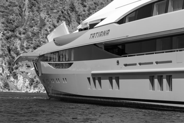 Yacht Detail