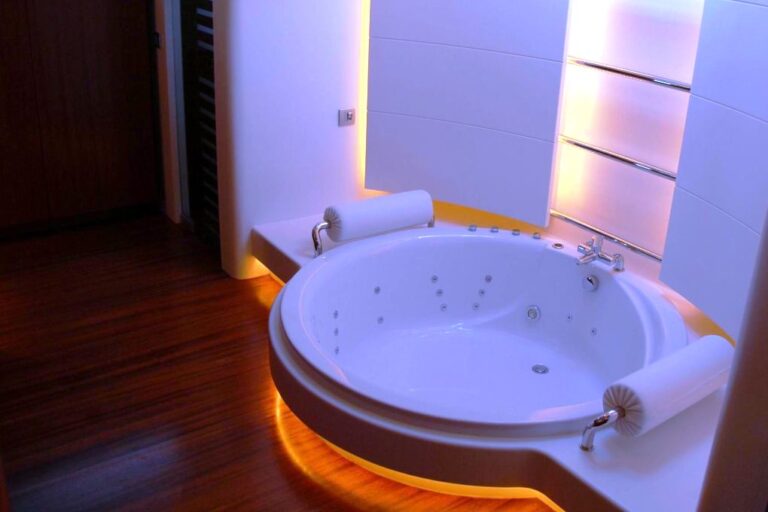 TAURUS Ensuite