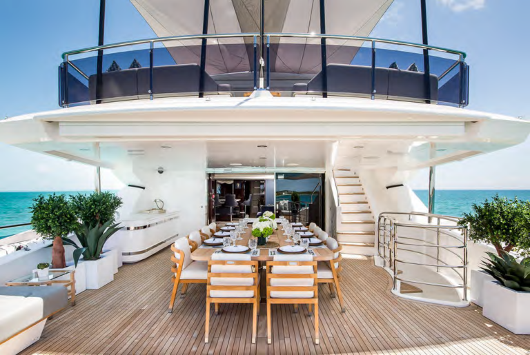Alfresco Dining