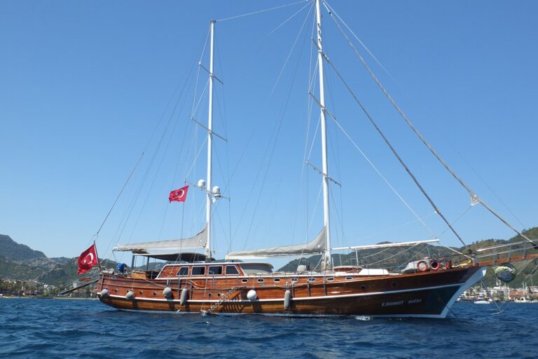 KAPTAN MEHMET BUGRA
