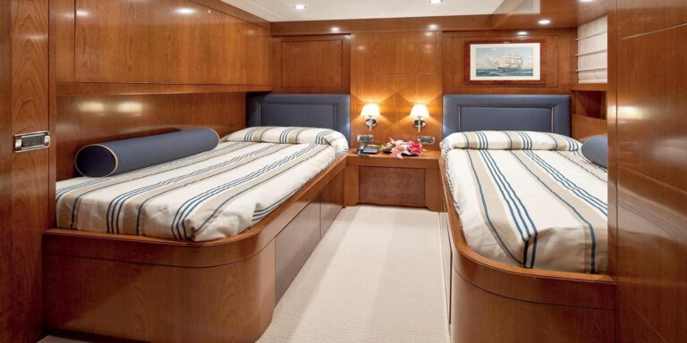 TWIN BERTH