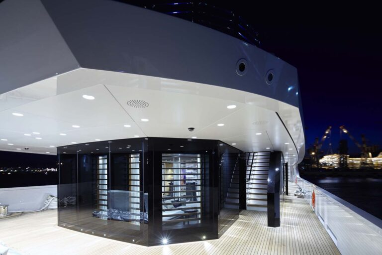 Charter yacht SUERTE