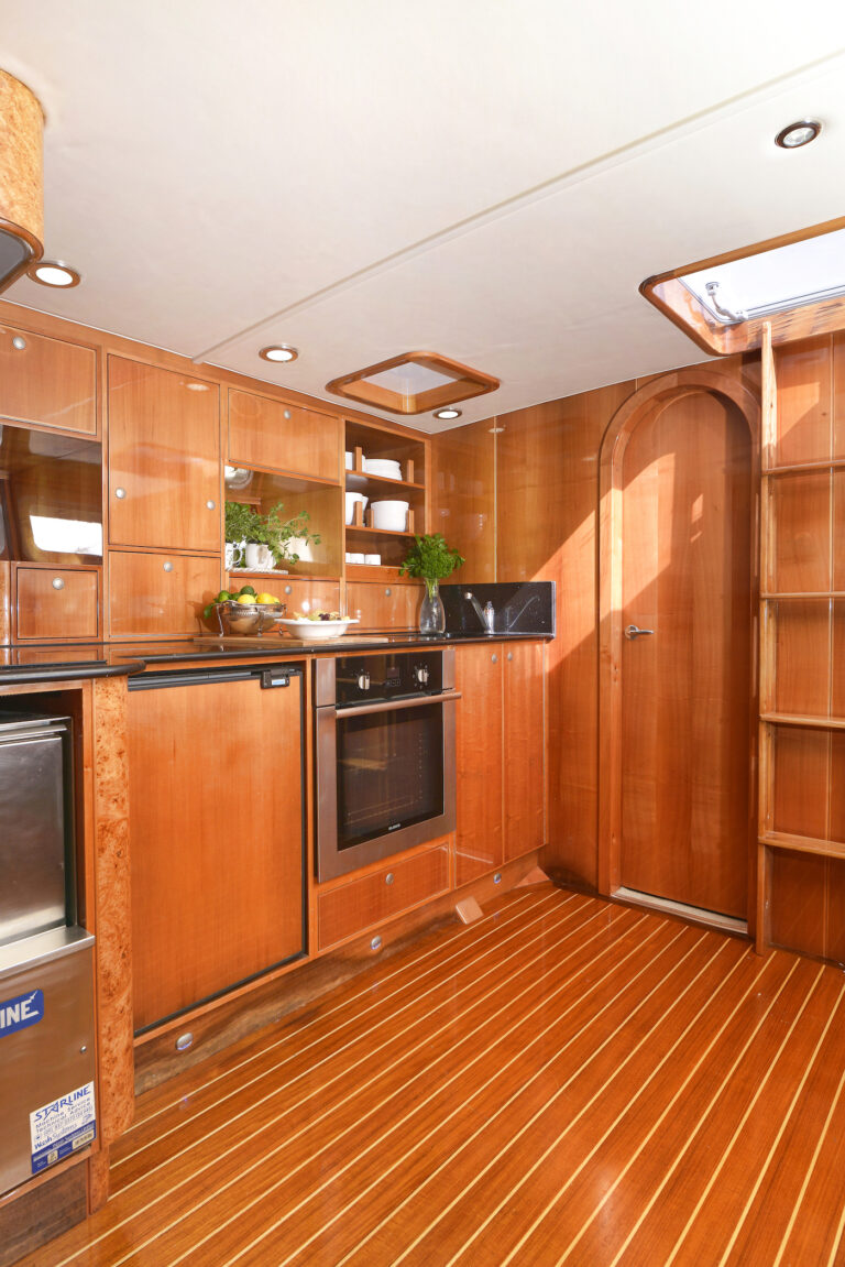 Tarquin MTC Galley Saloon