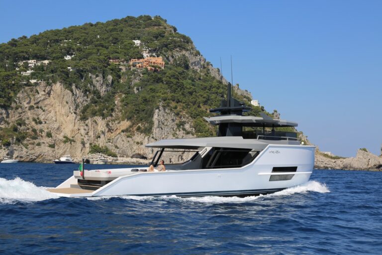 Arcadia Yachts