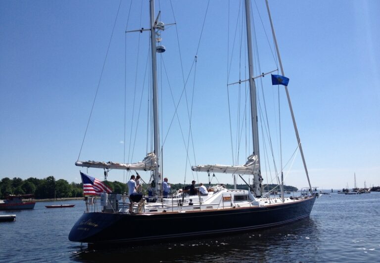 Too Elusive Yacht